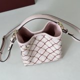 Gucci 7 Star GG Emblem Small Bucket 815118 Bag