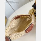 Louis Vuitton Hills Pochette M14304 Replica Bags