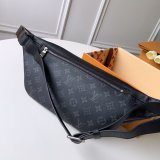 Top Quality Louis Vuitton Replicas Monogram Canvas Bumbag M44336 Black