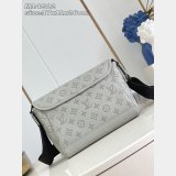 Louis Vuitton Pulse Messenger G65 Designer M14912 Bags