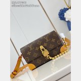 Louis Vuitton M14738 Replica Steamer Wearable Wallet Bag