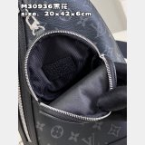Duo Sling Replica Louis Vuitton M30936 Fake Taigarama Men Bag