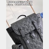 Louis Vuitton Christopher 7 Star M20899 Taurillon Men Bag