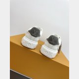 TOP LV Time Out Sneaker