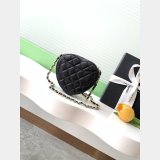 Quality Micro AP2784 Heart Clutch With Chain Bag