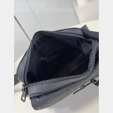 Steamer Messenger 1:1 Mirror LV Taurillon Men M23742 Black Bags