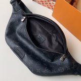 Top Quality Louis Vuitton Replicas Monogram Canvas Bumbag M44336 Black