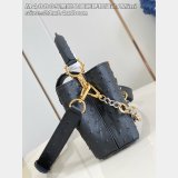 Louis Vuitton M48865 Black Ostrich Flower Ring Buckle Chain Capucines Bag
