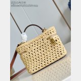 Louis Vuitton Vanity Chain Pouch M14303 Luxury Bags