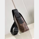 Luxury Louis Vuitton Brands M45557 Magnetic Messenger Monogram Macassar Canvas