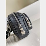 Louis Vuitton UK Replica M30781 Outdoor Pouch K45 Rose/Black