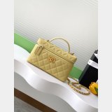 Replica AP4483 Classic Clutch With Chain Knockoff Bag