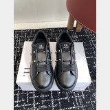 ROCKSTUD UNTITLED SNEAKER IN CALFSKIN LEATHER