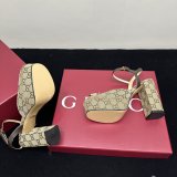 Women's Platform Pump With Double G Canvas