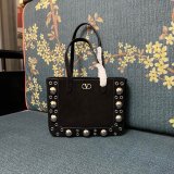 Top Valentino GARAVANI NELLCOTE TOTE suede BAG SMALL