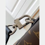 Replica LV Porte-Documents Voyage M52005