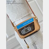 Louis Vuitton Baladeur Wearable Wallet M14062 Leathers Bag