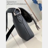 Duplicate Louis Vuitton Pulse Wearable Wallet M12618 Men Bag