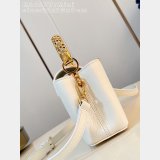 Louis Vuitton Capucines Mini M14177 7 Star Bag