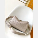 Louis Vuitton Favorite Hand It All PM M13157