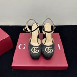 Women's Platform Pump With Double G Canvas