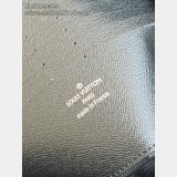 Louis Vuitton Pochette Kasai M30939 Luxury Taiga Leather Black