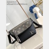 Duplicate Louis Vuitton Pulse Wearable Wallet M12618 Men Bag