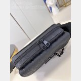 Steamer Messenger 1:1 Mirror LV Taurillon Men M23742 Black Bags