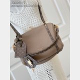 Louis Vuitton 2025 Nicolas Ghesquièr M13667 Keepall Replica Bag