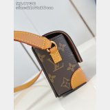 Louis Vuitton M14738 Replica Steamer Wearable Wallet Bag
