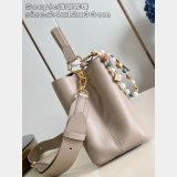 Louis Vuitton M12927/M12929/M12924 Capucines MM Souple Bag