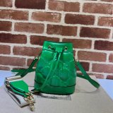 Wholesale Cheap Replica Sunglasses  Gucci GG Matelassé Bucket Replica Bags 728231 Store