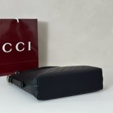 Gucci GG Emblem Medium Shoulder 847452 Bag