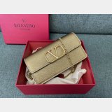 TOP Valentino Garavani Grained Calfskin Clutch