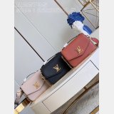Luxuryin Focuses Oxford Lockme Louis Vuitton Replica M22735 Bag