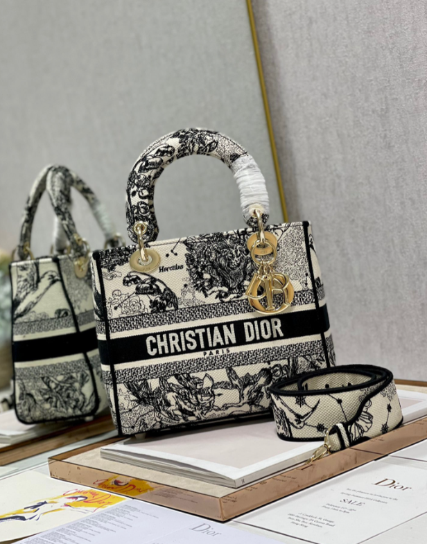 Replicas Christian Dior Lady 24cm 7 Star Wholesale Cheap Replica Sunglasses  Bags